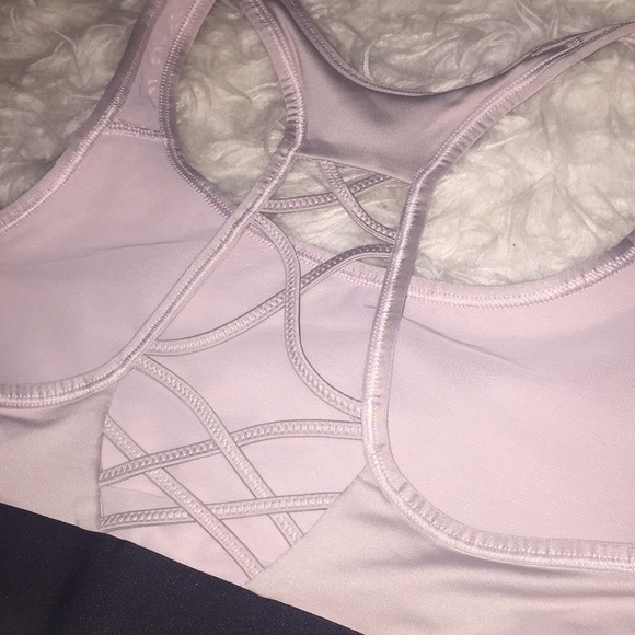Victoria's Secret Sport Bra Sz Medium BRAND NEW - Picture 7 of 7